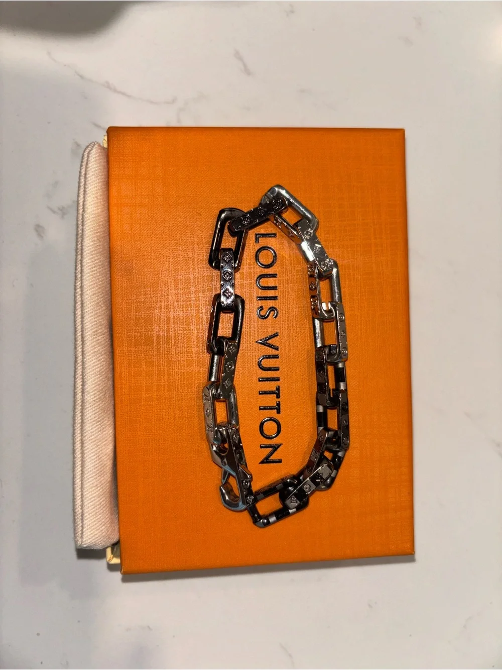Louis Vuitton Men’s Polished Silver Link Bracelet